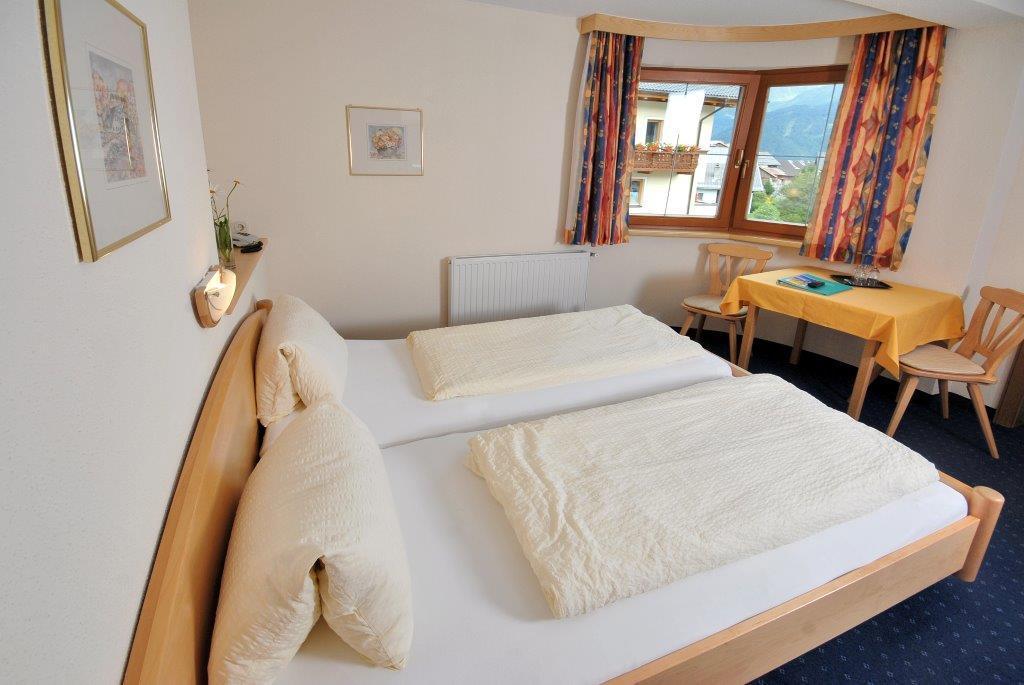 Apart Hotel Garni Kofler Fiss Room photo